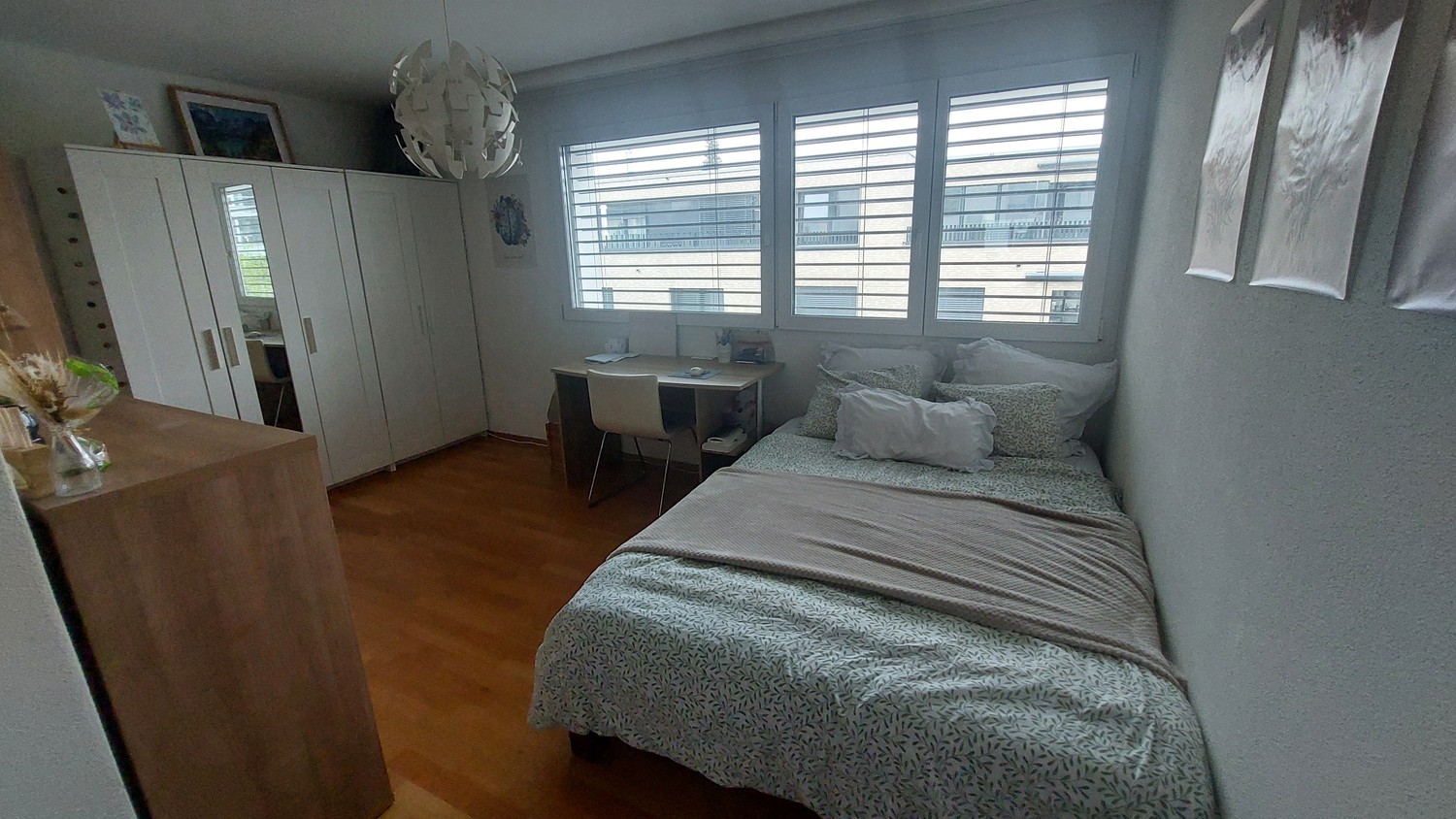 Chambre dans un appartement partagé