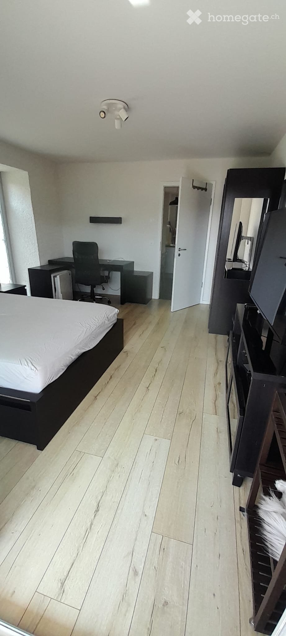 1 Zimmer Einzelzimmer, Foto 1 von 2
