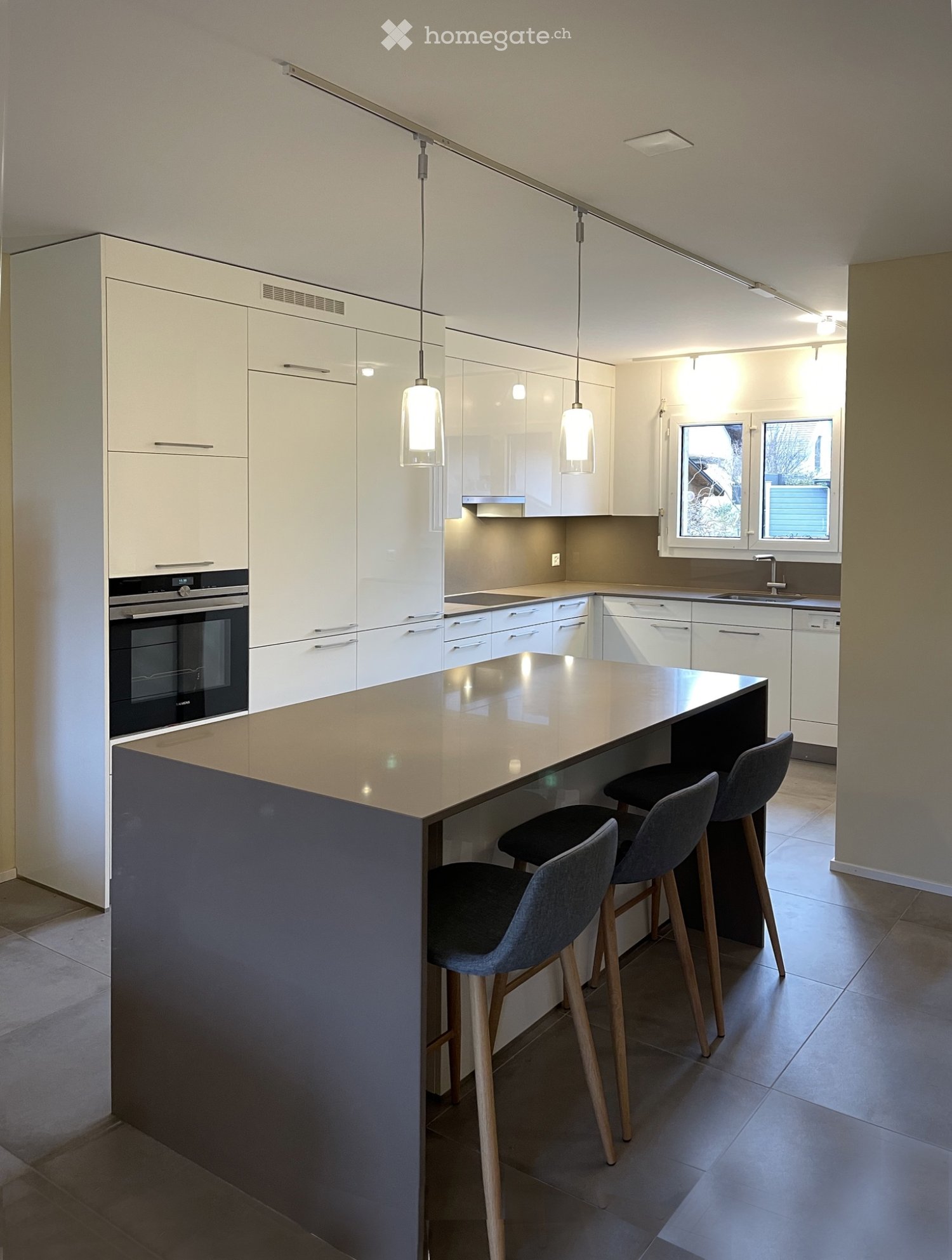 5 rooms single house
