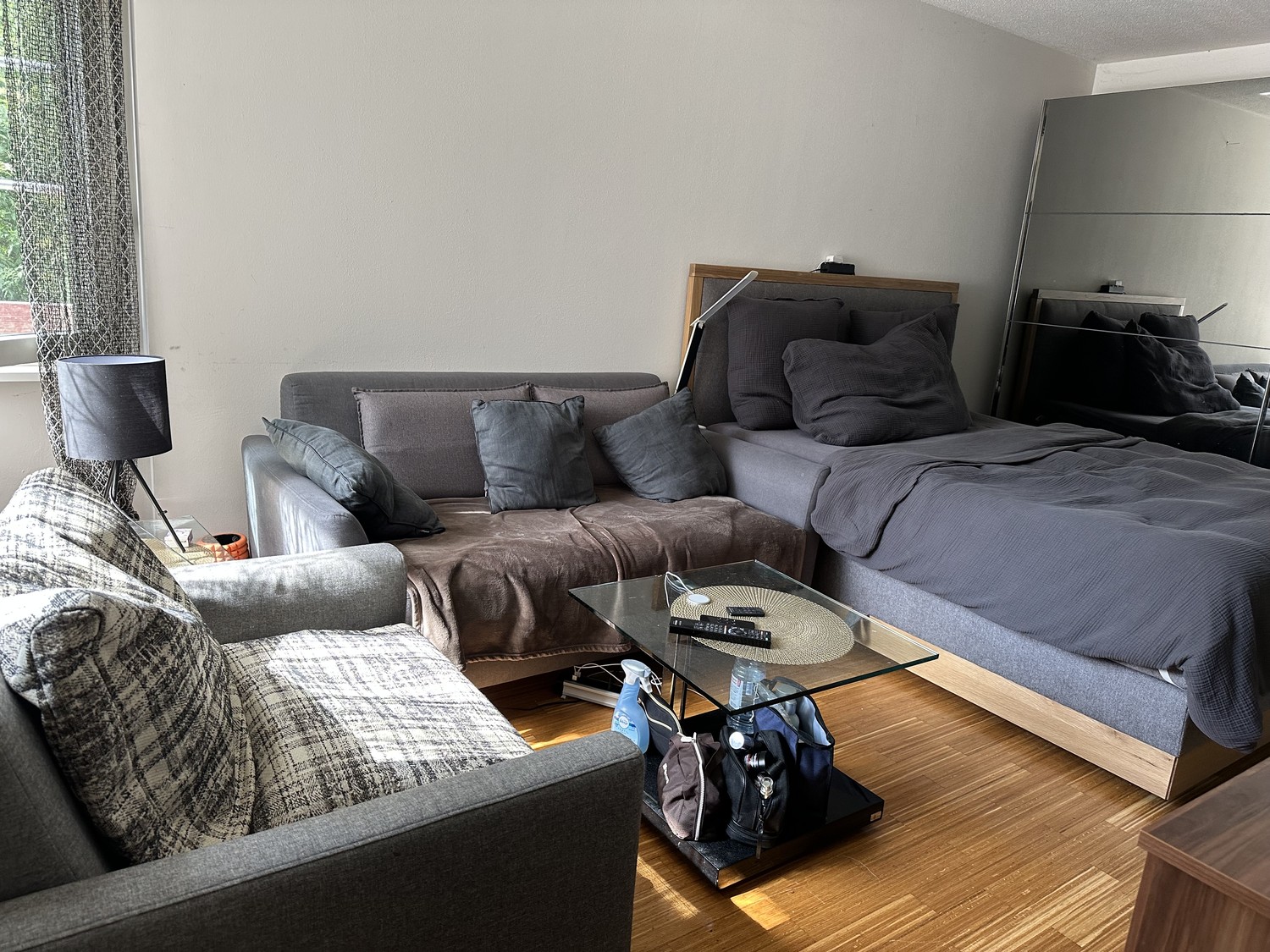 Room in a shared flat, Foto 2 von 3