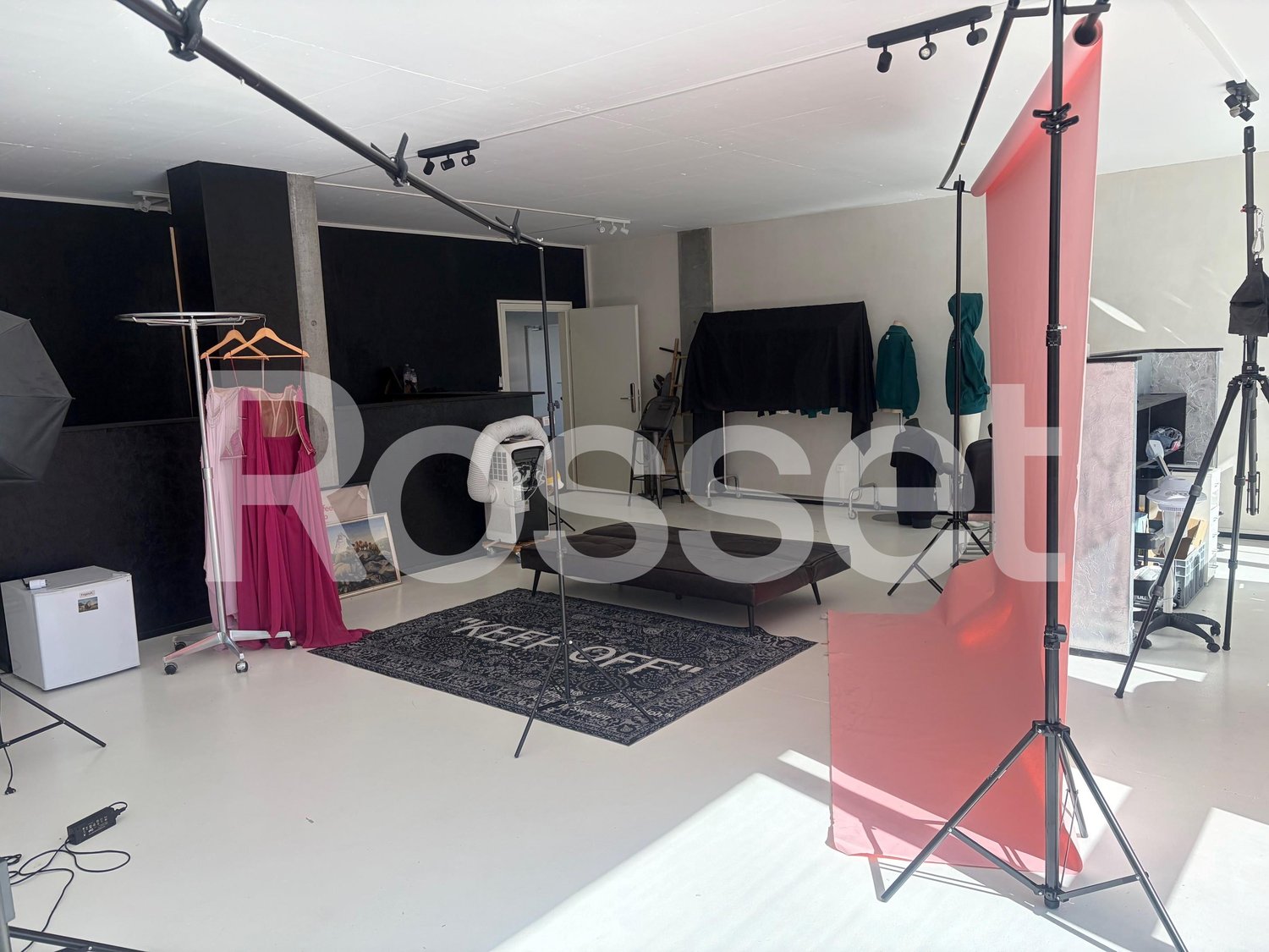 23m² office