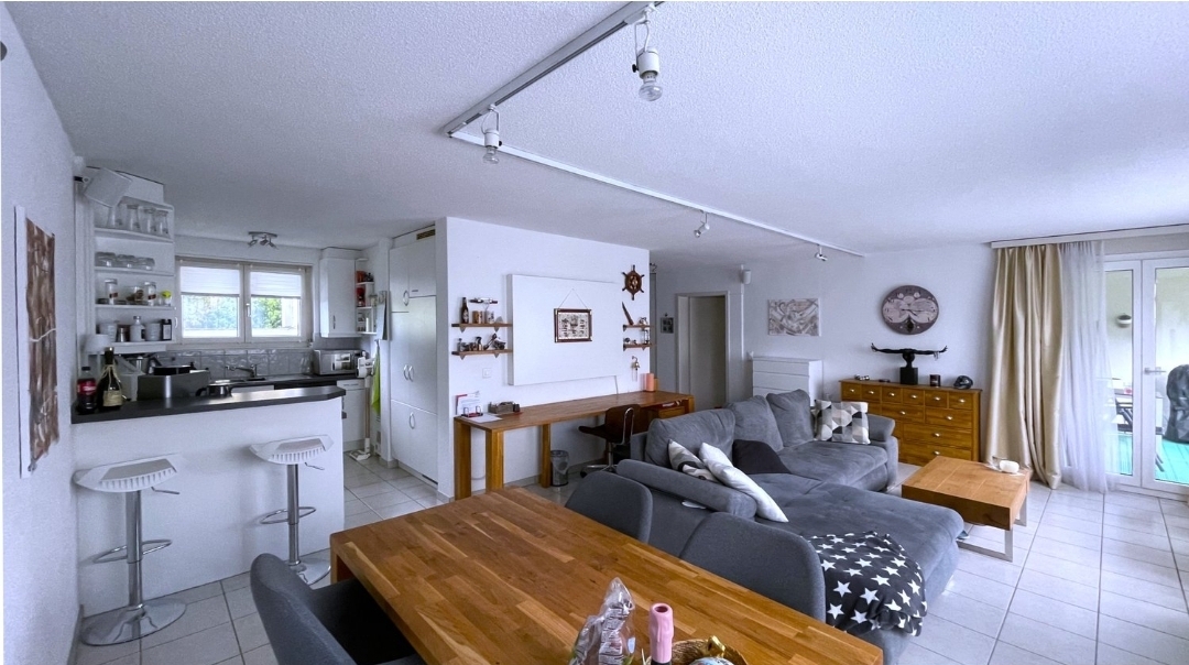 Bright & Central Apartment in Affoltern am Albis, Foto 3 von 5