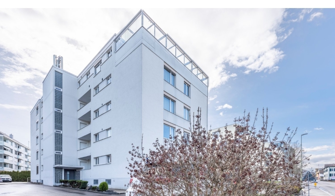Bright & Central Apartment in Affoltern am Albis, Foto 1 von 5