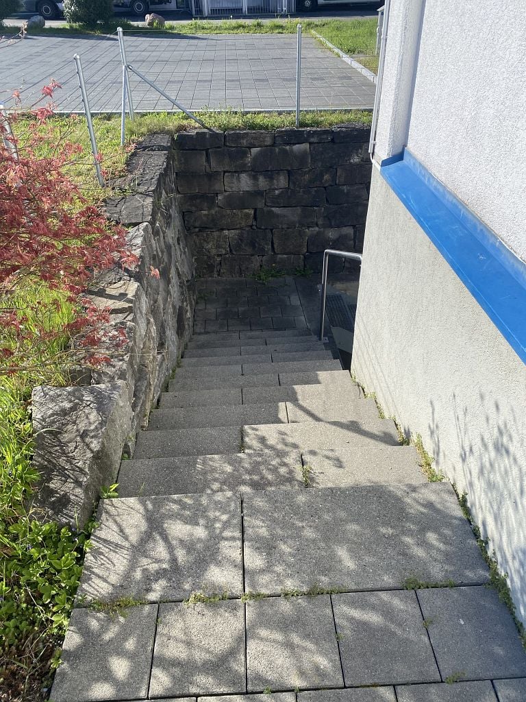 160m² commercial