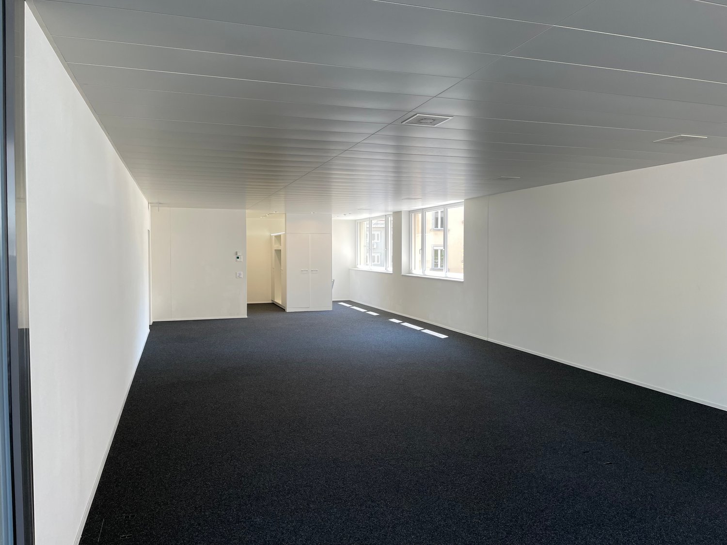 106m² shop, Foto 5 von 10
