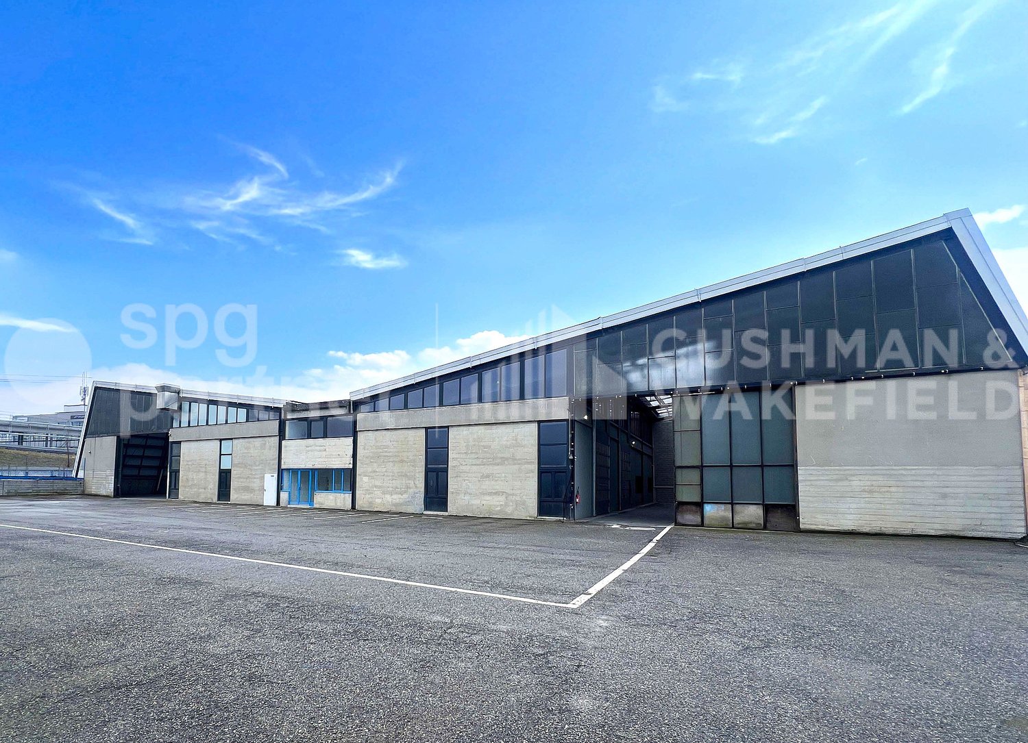 1470m² commercial