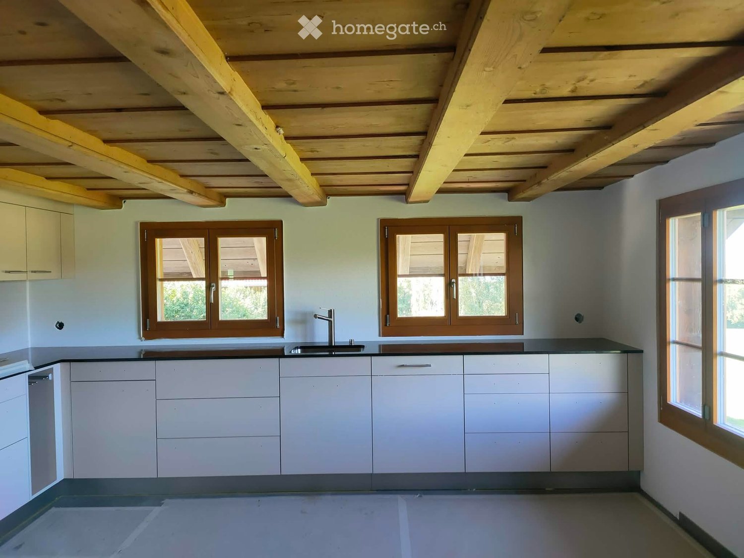 5 rooms apartment (2)