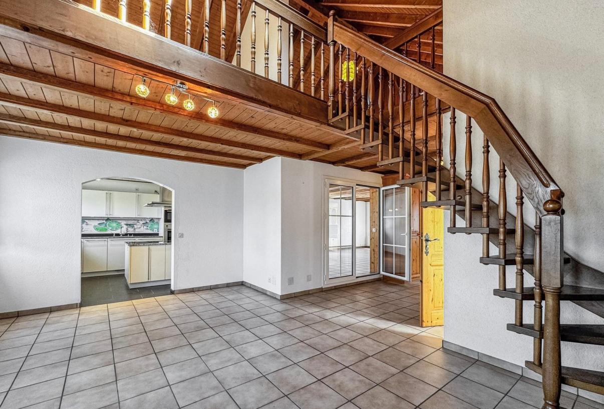 652m² edificio residenziale / commerciale