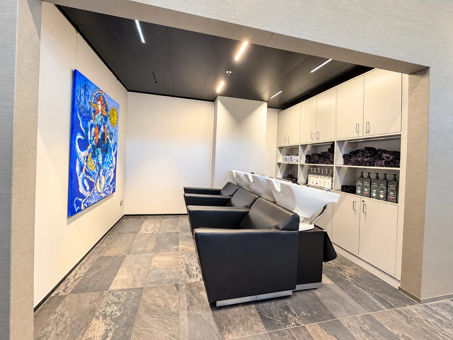 95m² commercial