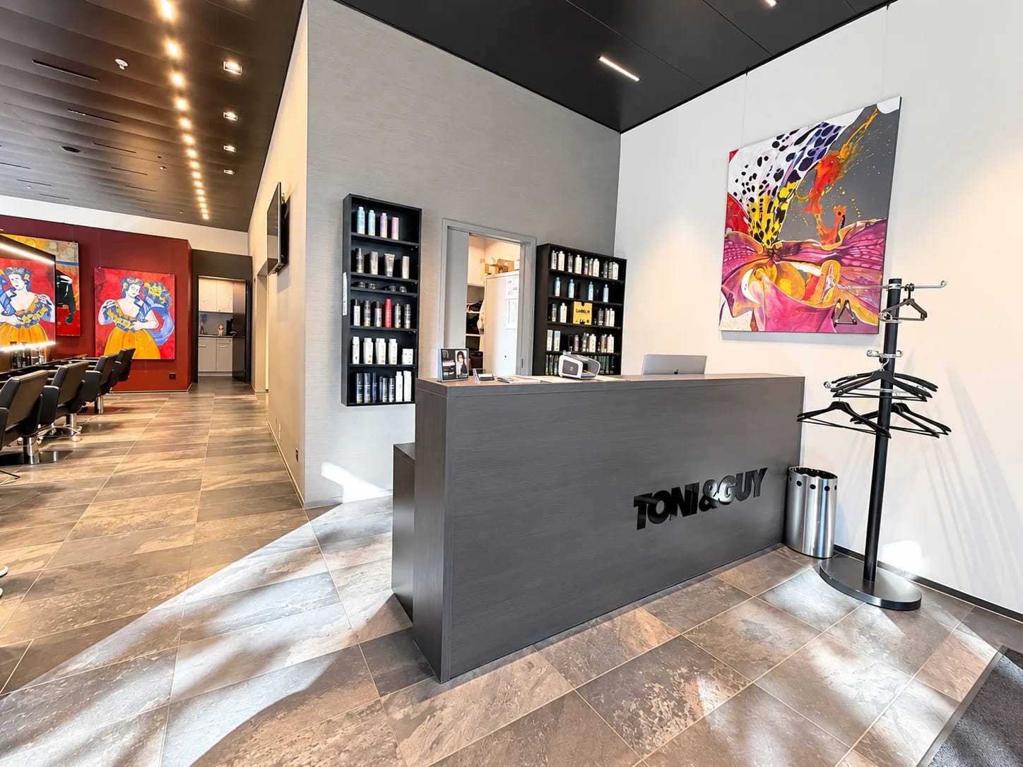 95m² commercial