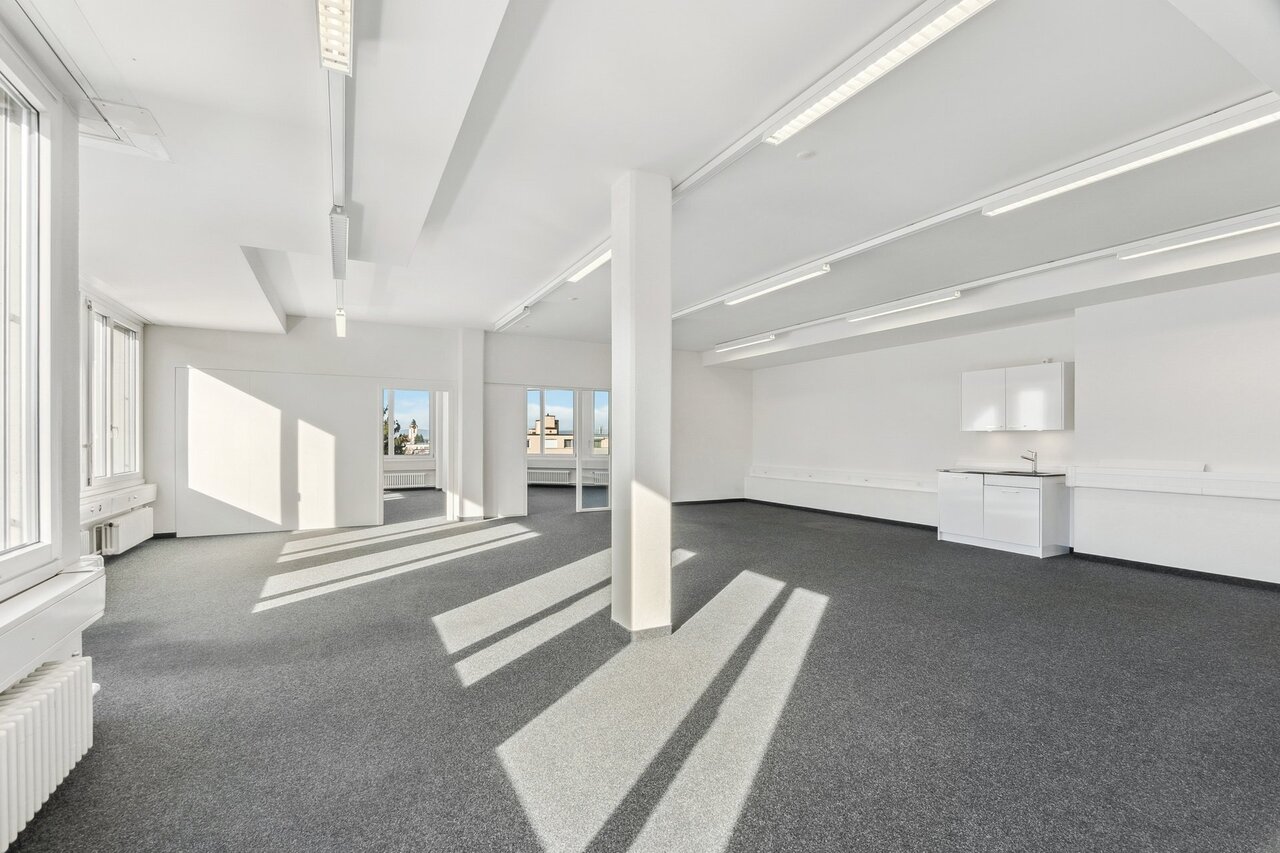 147m² commercial