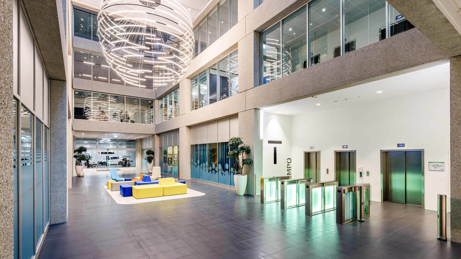 382m² Büro, Foto 4 von 7