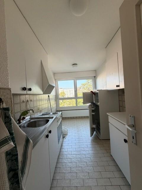 5 rooms apartment