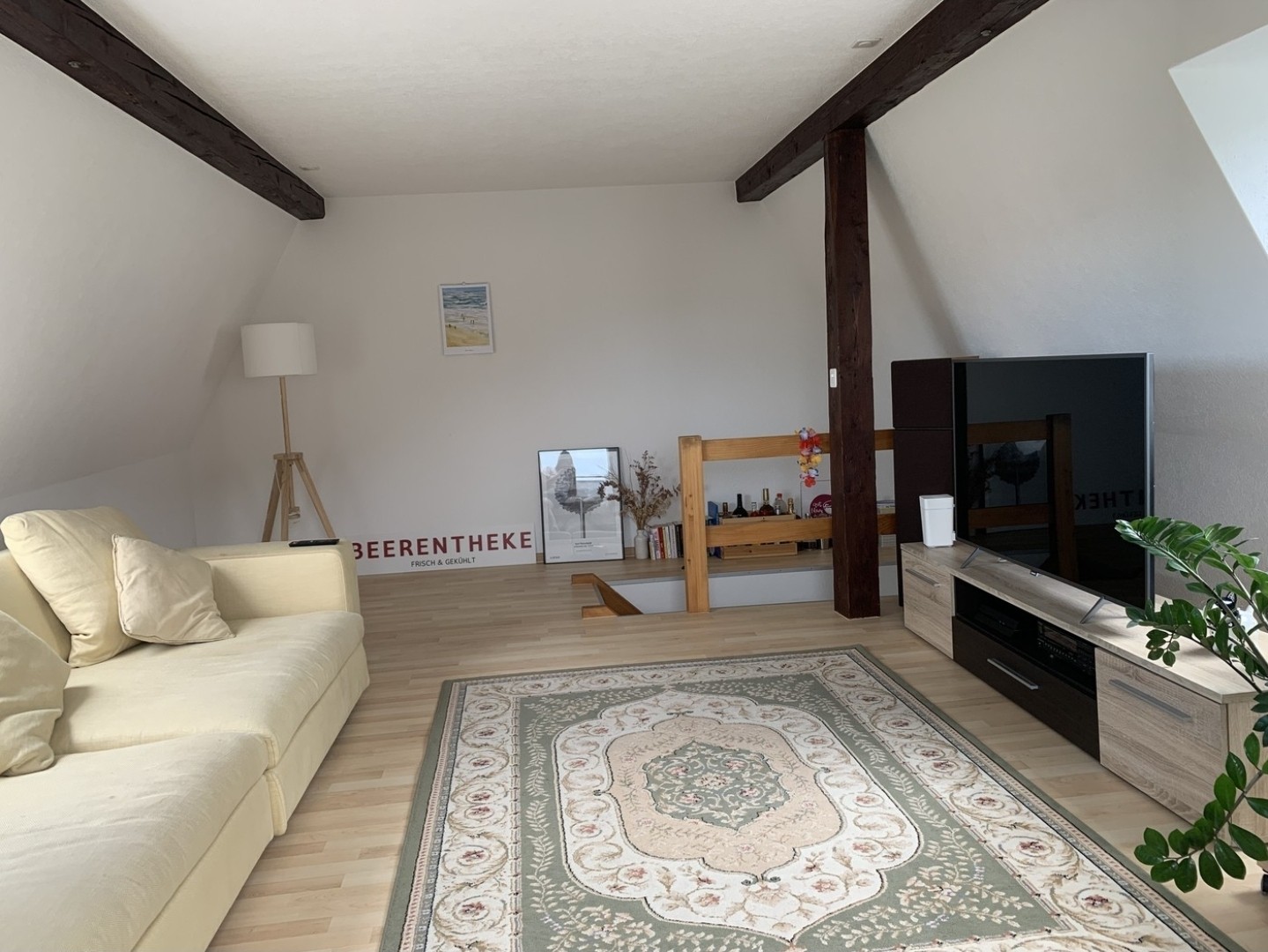 5 rooms apartment, photo 3 of 10