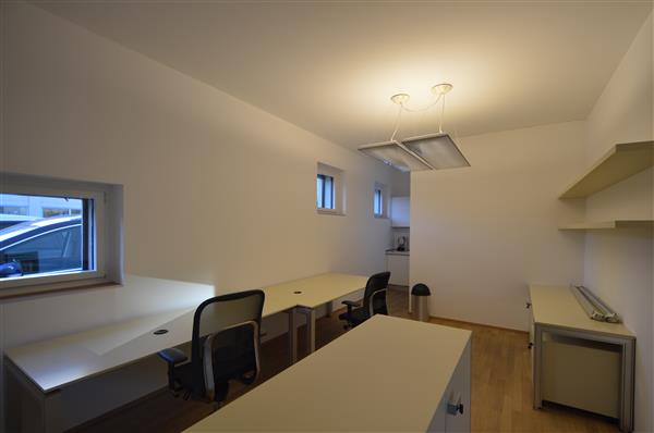 Office, Foto 1 von 3