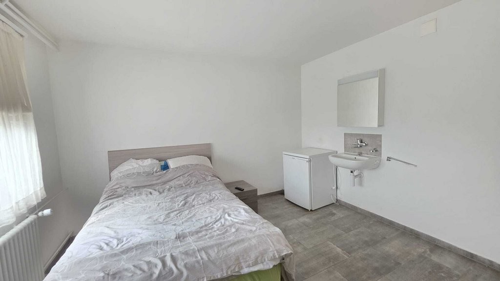 1 Zimmer Einzelzimmer, Foto 2 von 8