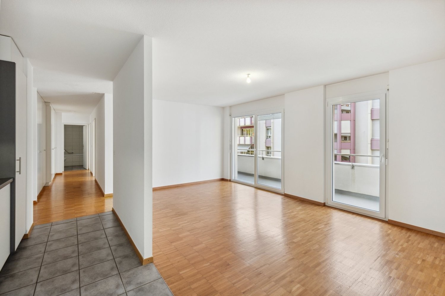 4 ½ Zimmer-Wohnung, Foto 1 von 4