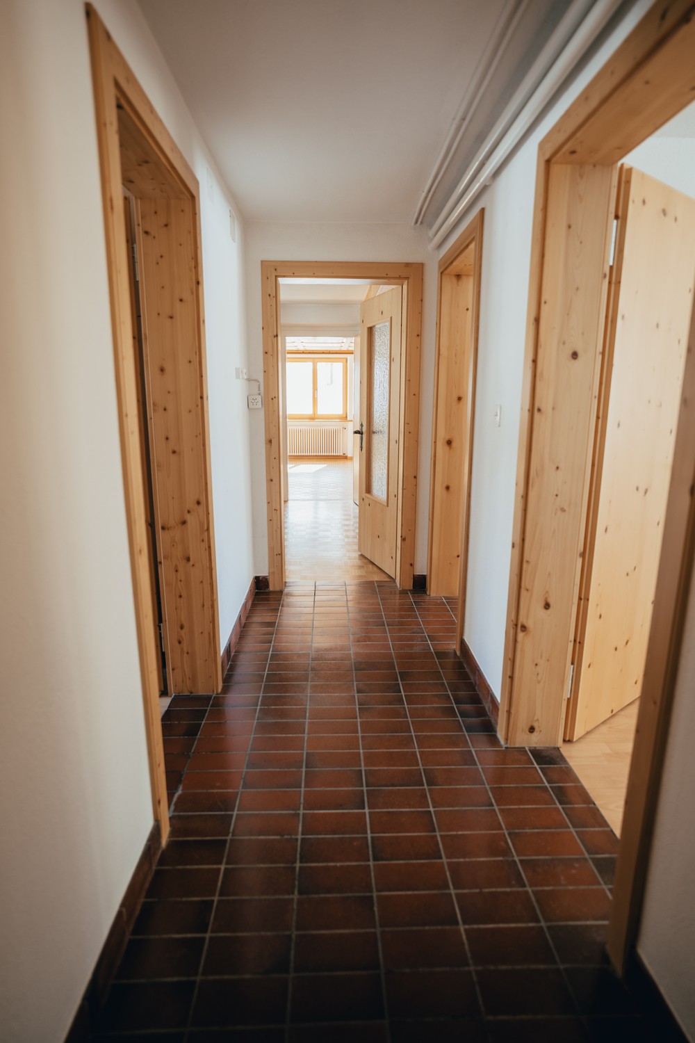 5 rooms apartment