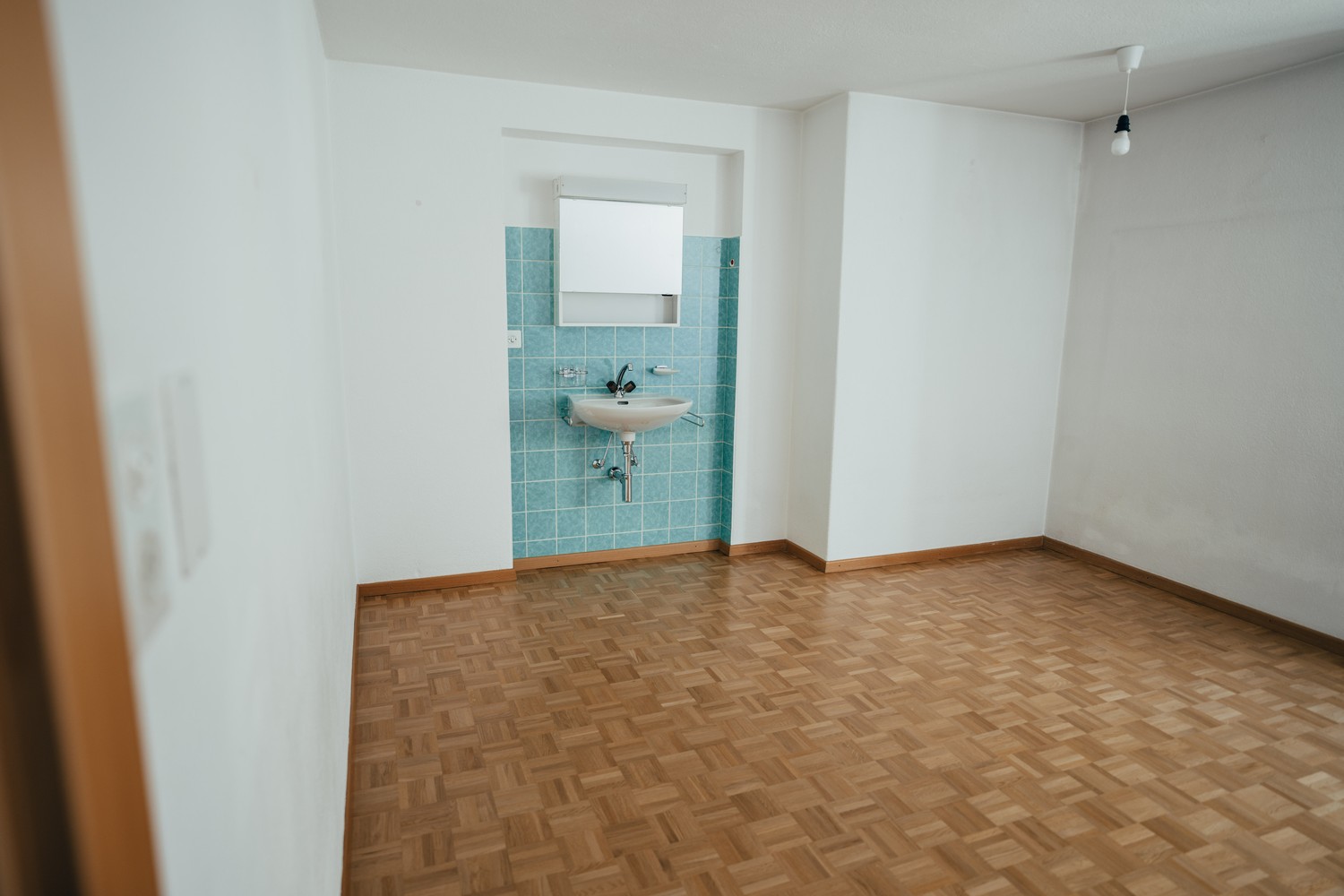 5 rooms apartment