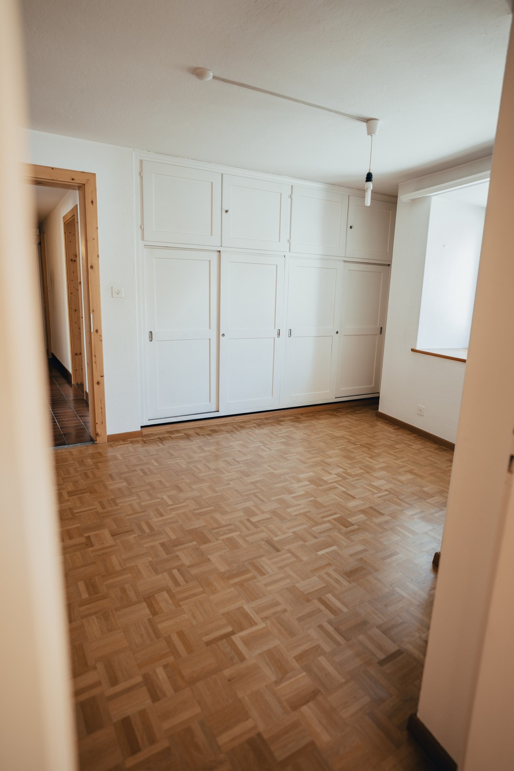 5 rooms apartment