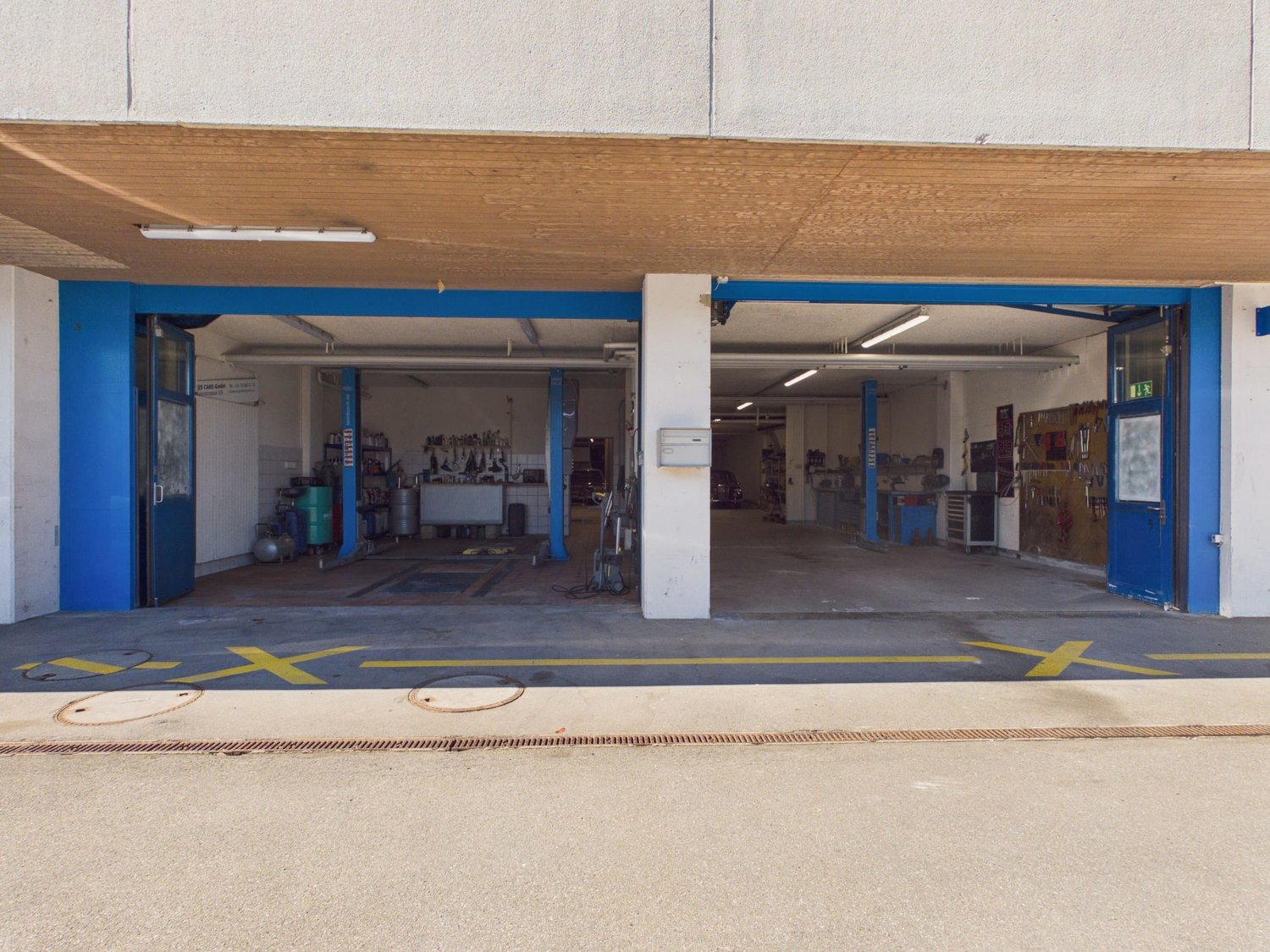350m² commercial