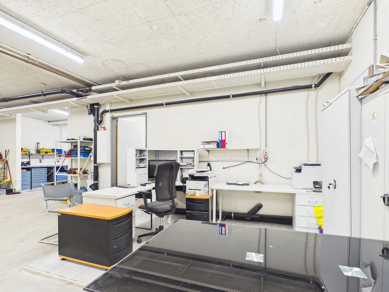 350m² commercial
