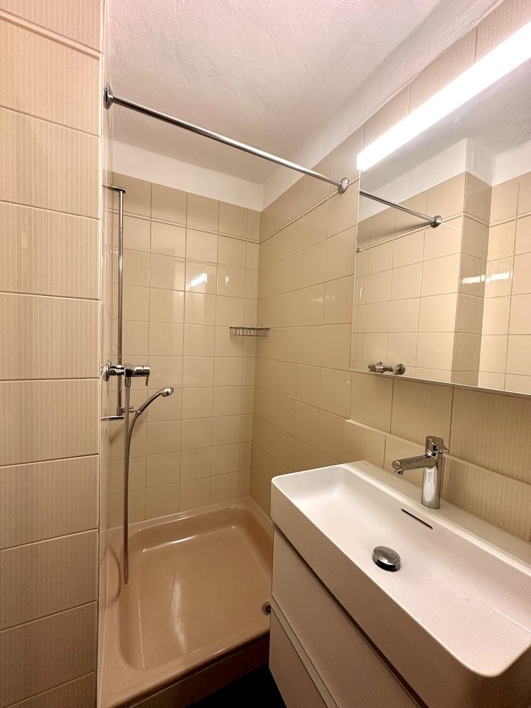 1 room roof flat, Foto 6 von 6