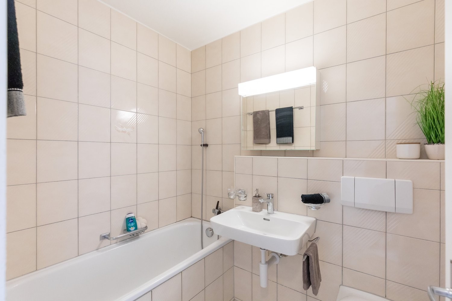4 rooms apartment, Foto 8 von 10