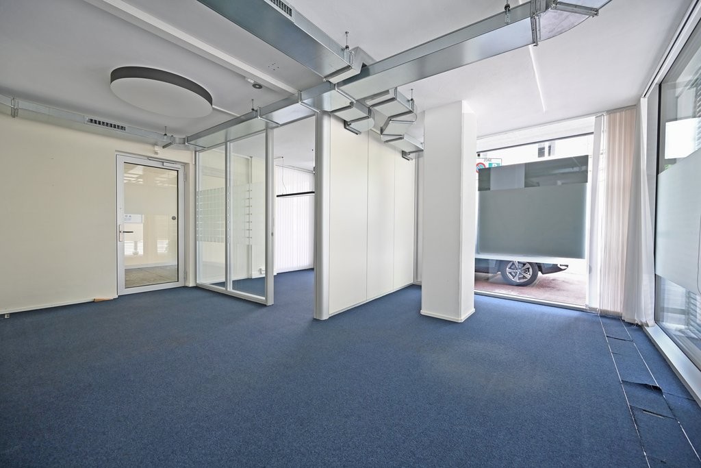 242m² office, Foto 2 von 8