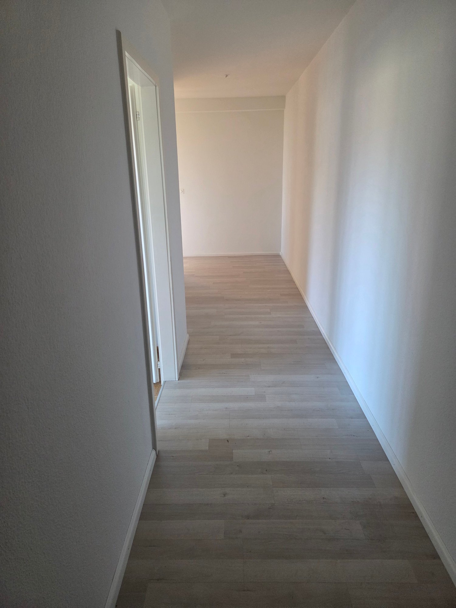 2 ½ rooms apartment, Foto 2 von 8