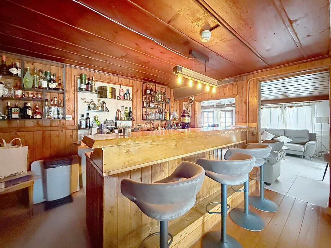 16 rooms chalet