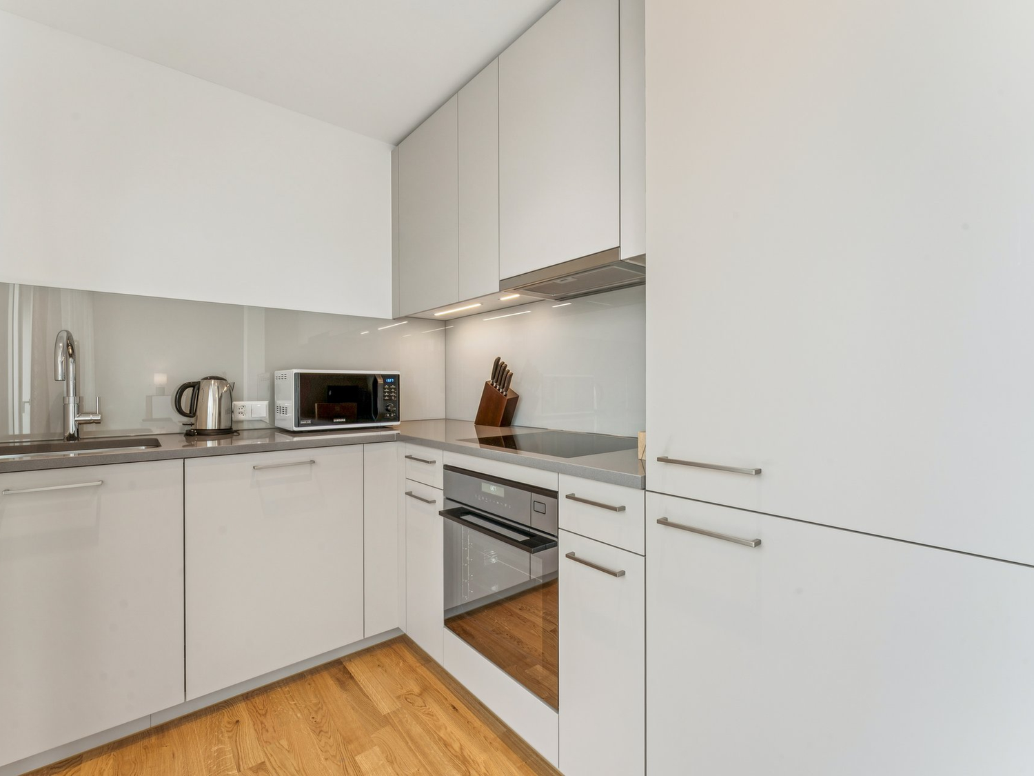 2 ½ rooms furnished flat