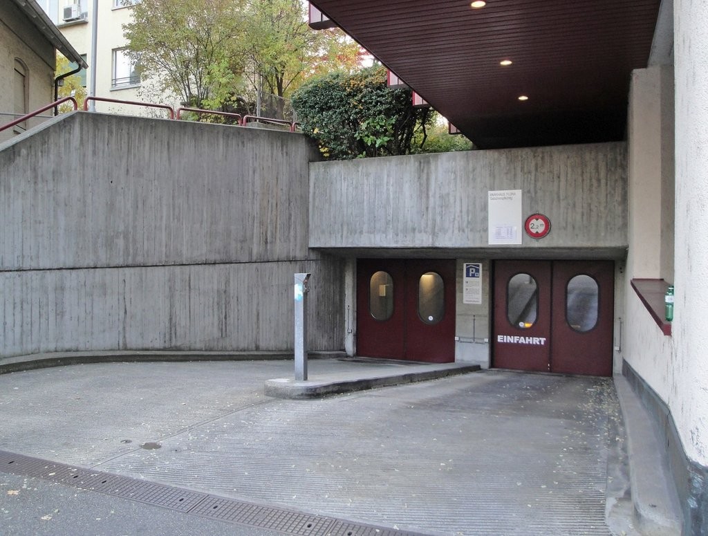 Underground slot, Foto 2 von 2