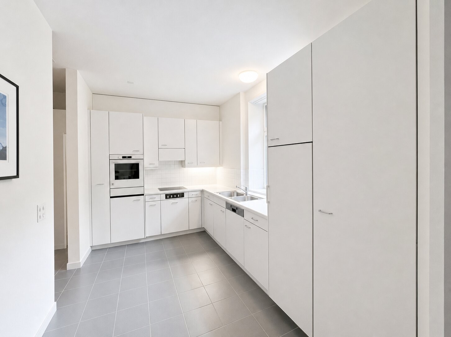 5 rooms apartment