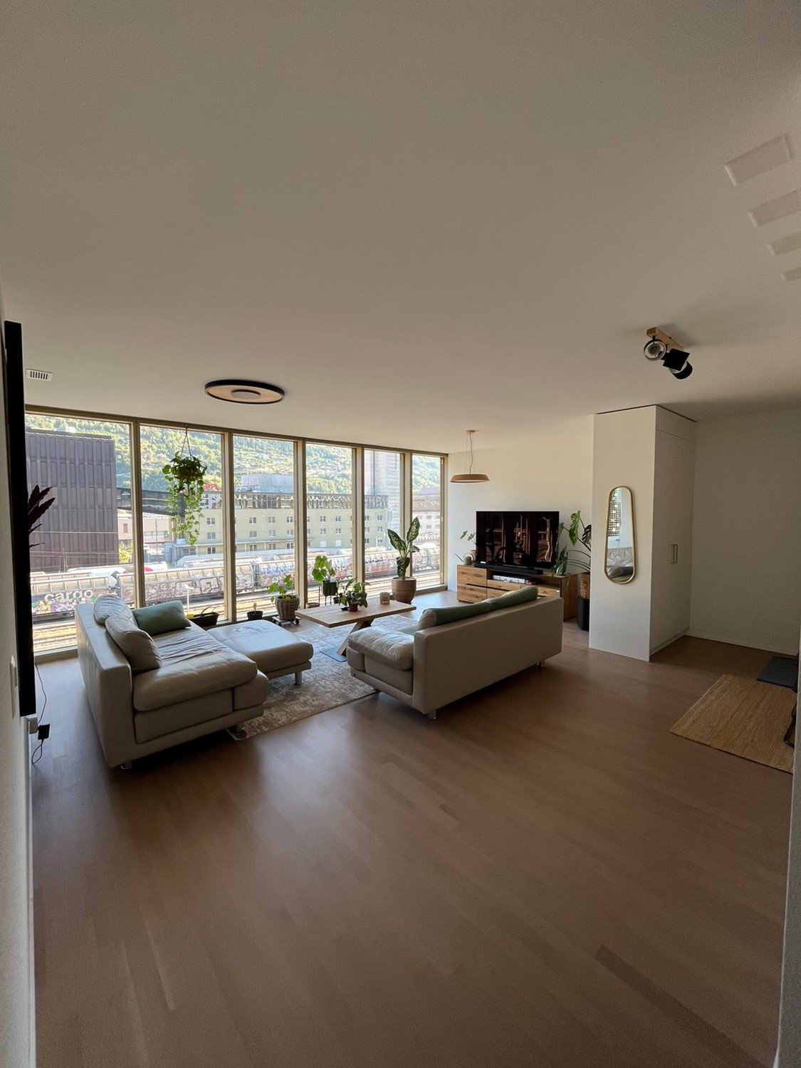 2 ½ Zimmer-Wohnung, Foto 2 von 9