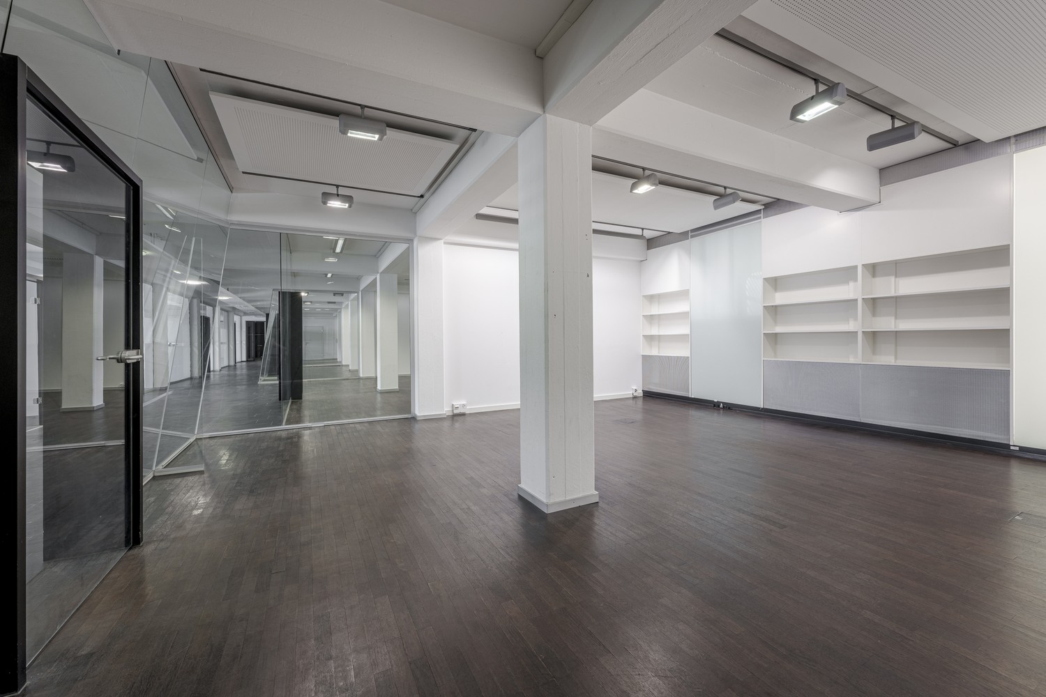 863m² de bureaux, photo 3 sur 10