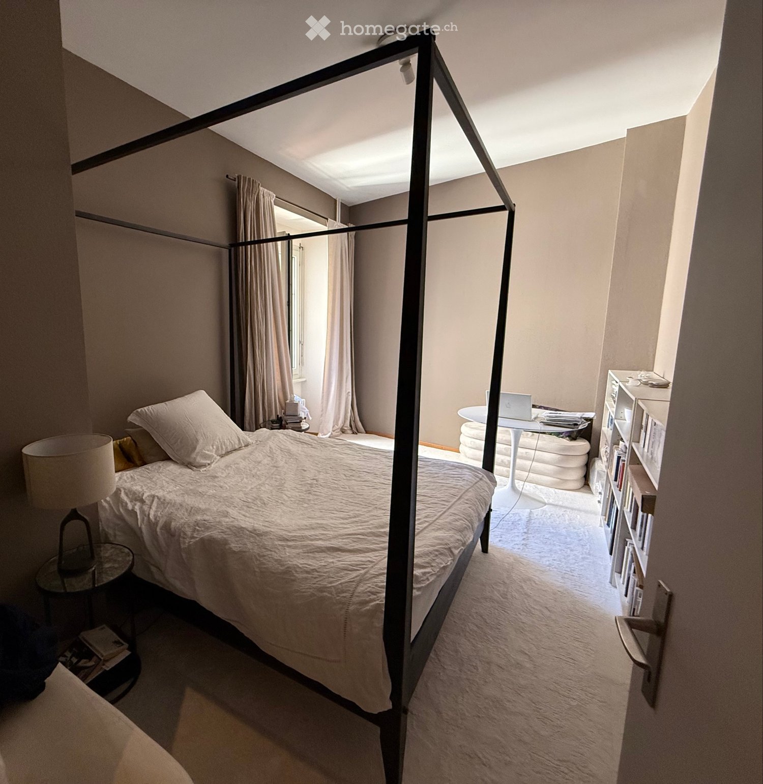 1 room single room