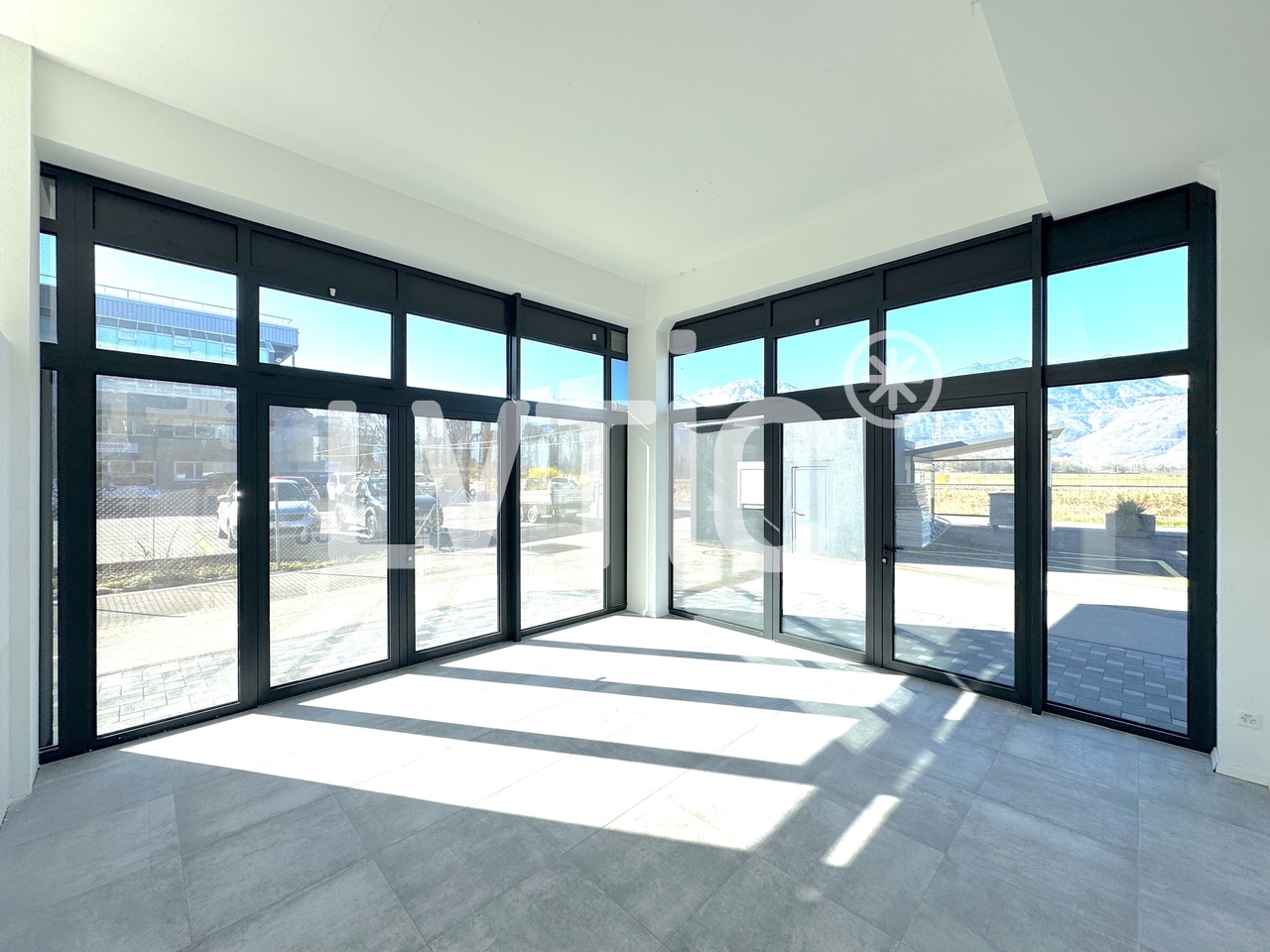 225m² Laden, Foto 3 von 7
