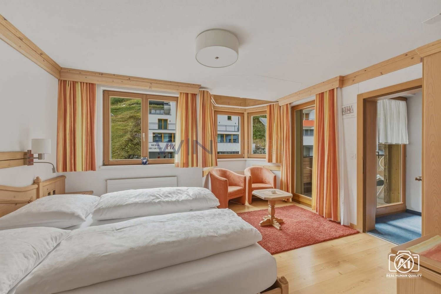 Investissement alpin avec charme et potentiel polyvalent

WE-FACTS
- accès direct aux pistes de ski, vue sur la montagne, proche du centre
- 11 chambres d'hôtes, gastronomie spacieuse, appartement privé de 3,5 pièces, espace bien-être
- sauna et jacuzzi, 29 places de parking, terrasse ensoleillée, c