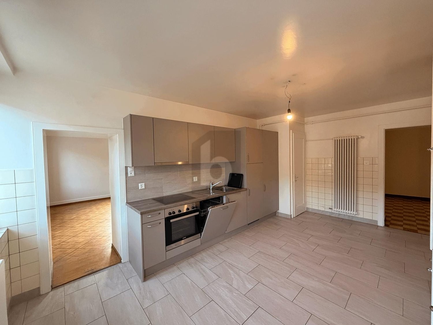 4 ½ Zimmer Dachwohnung, Foto 1 von 4