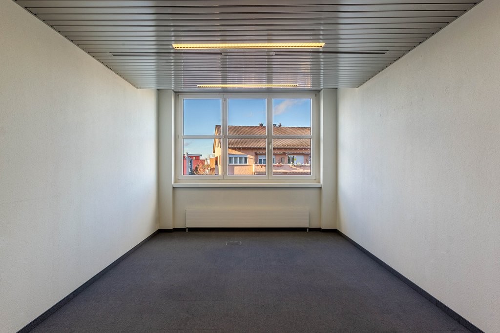 Office, Foto 1 von 4