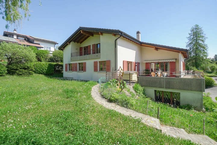 Casa plurifamiliare, foto 6 di 8