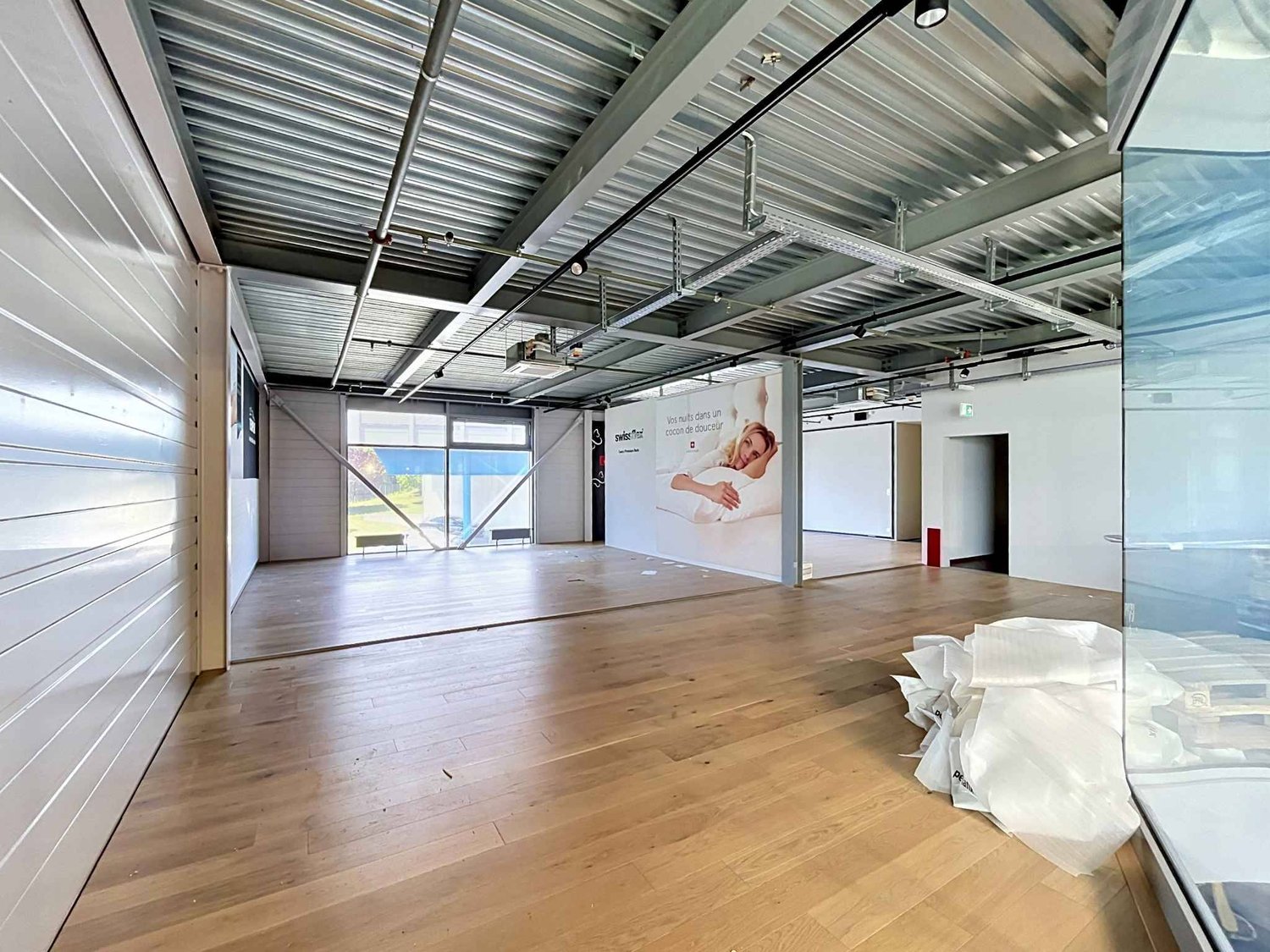 765m² Gewerbe, Foto 1 von 10
