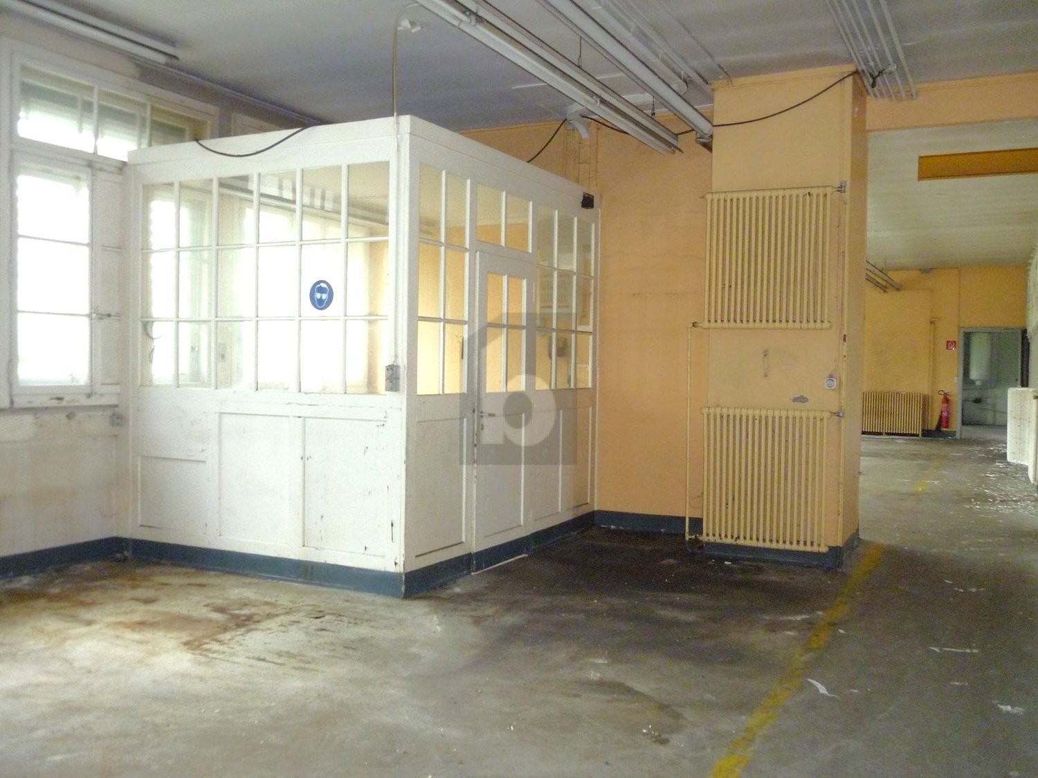 250m² industrial object