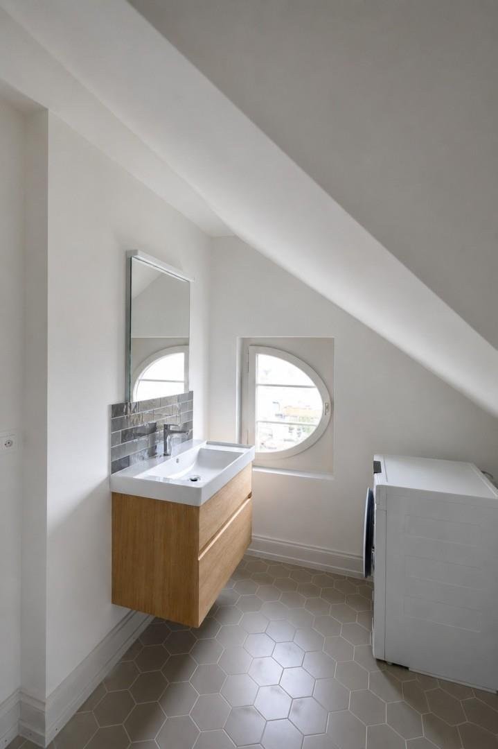 6 rooms apartment (7)