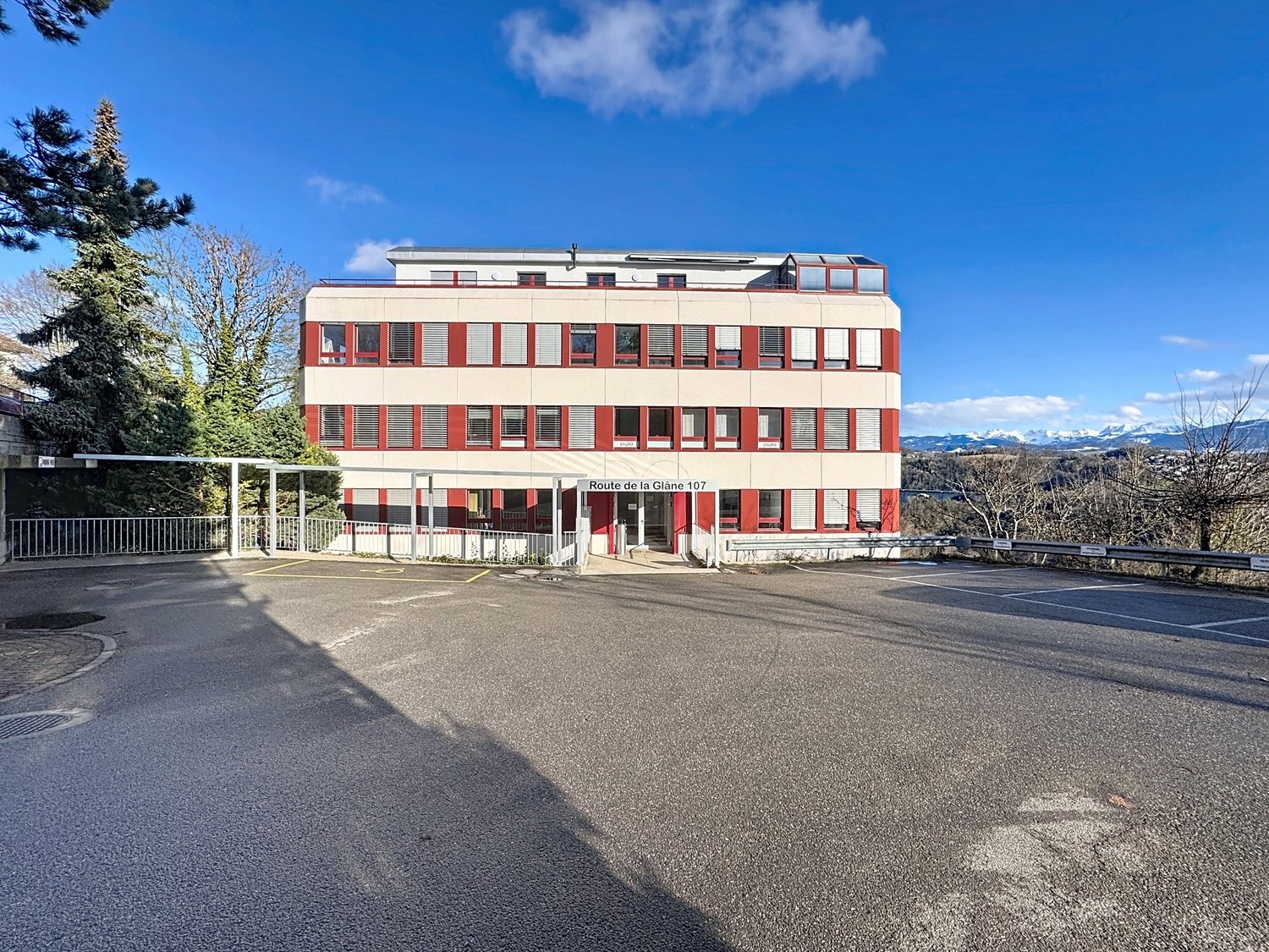 negozio di 145m²