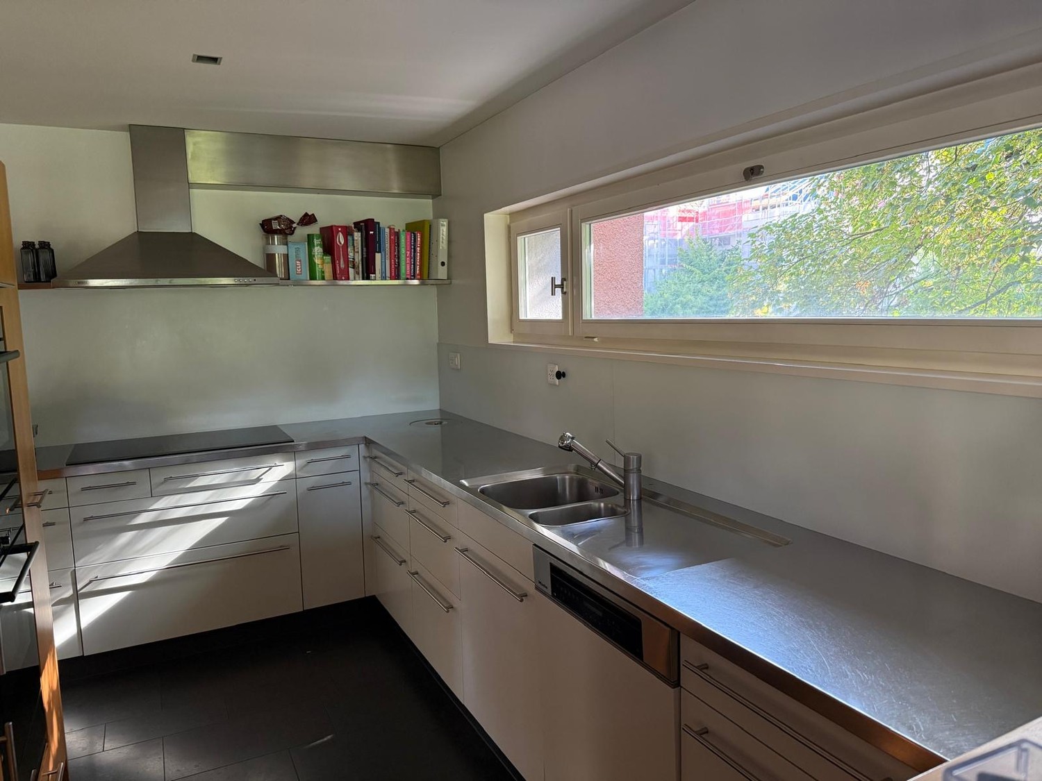 8 ½ rooms apartment