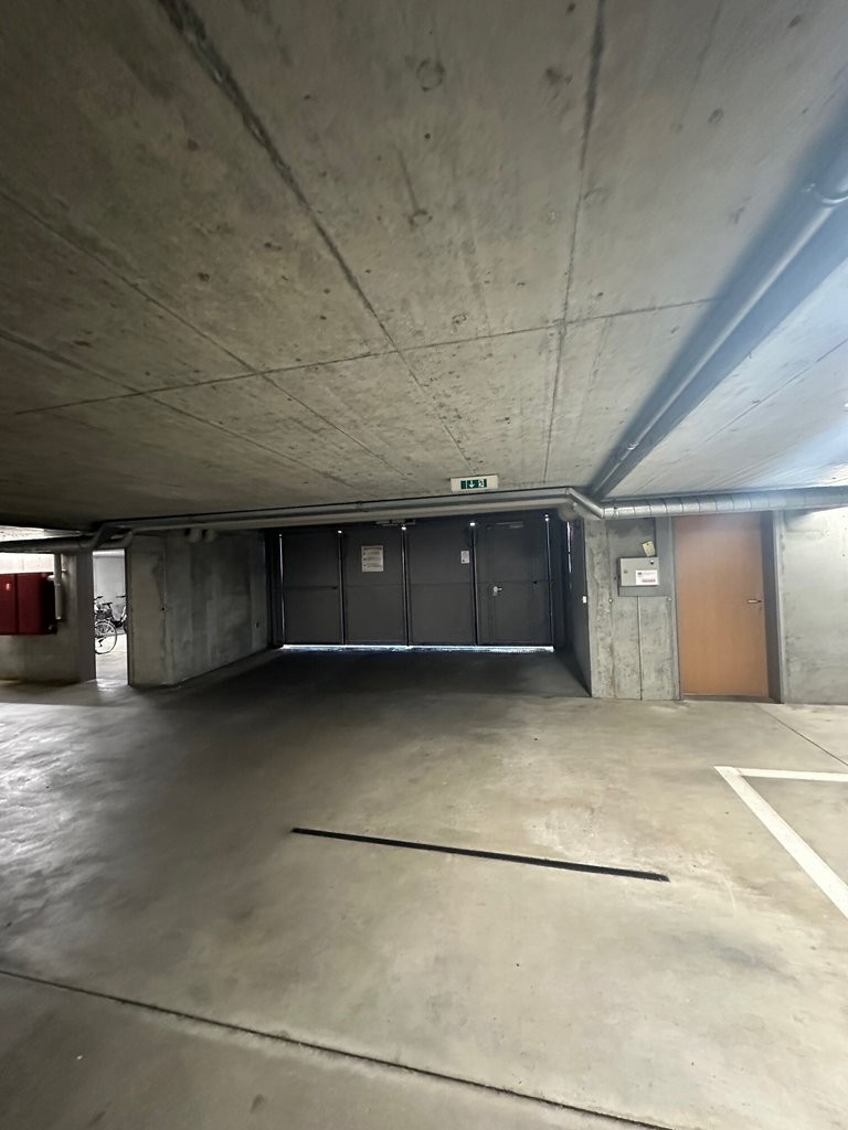 Underground slot