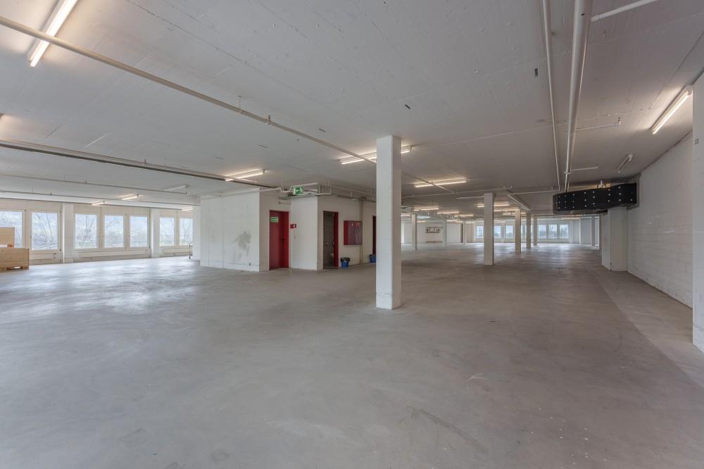 770m² di locale di deposito