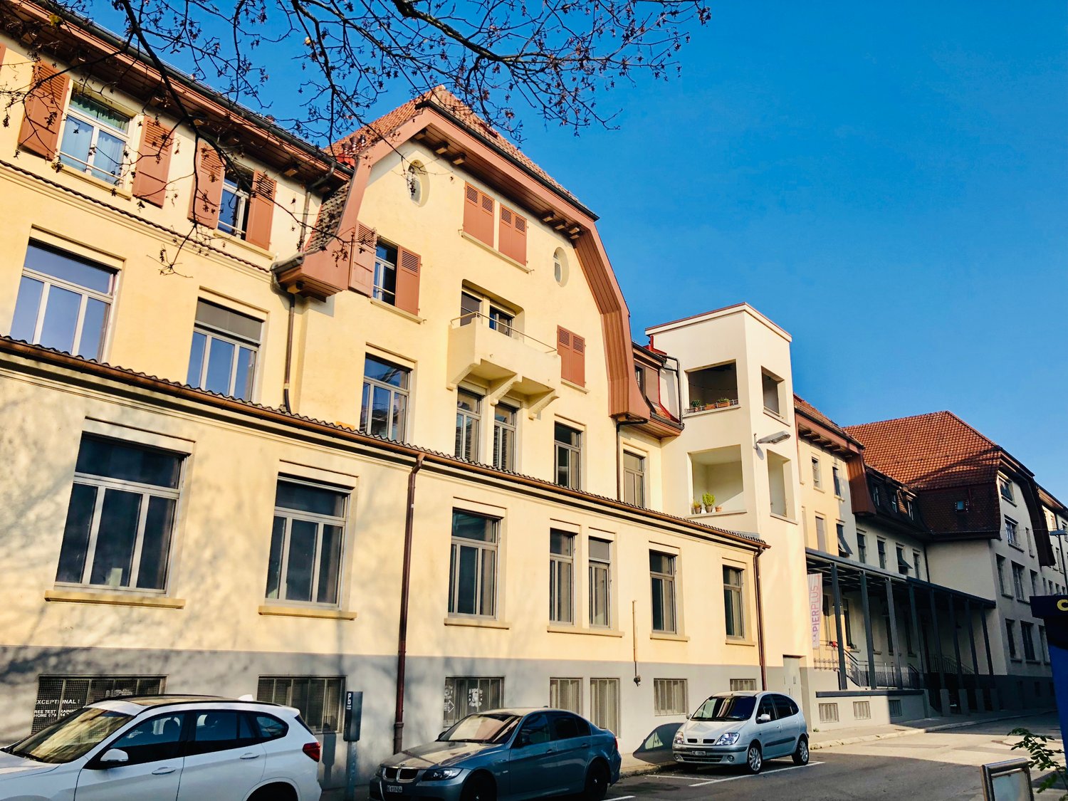 Office, Foto 1 von 6